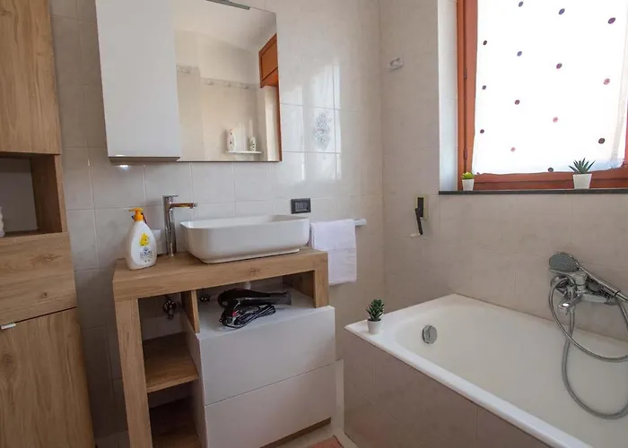 Dom wakacyjny Domus Vivendi Free Parking Pompeja